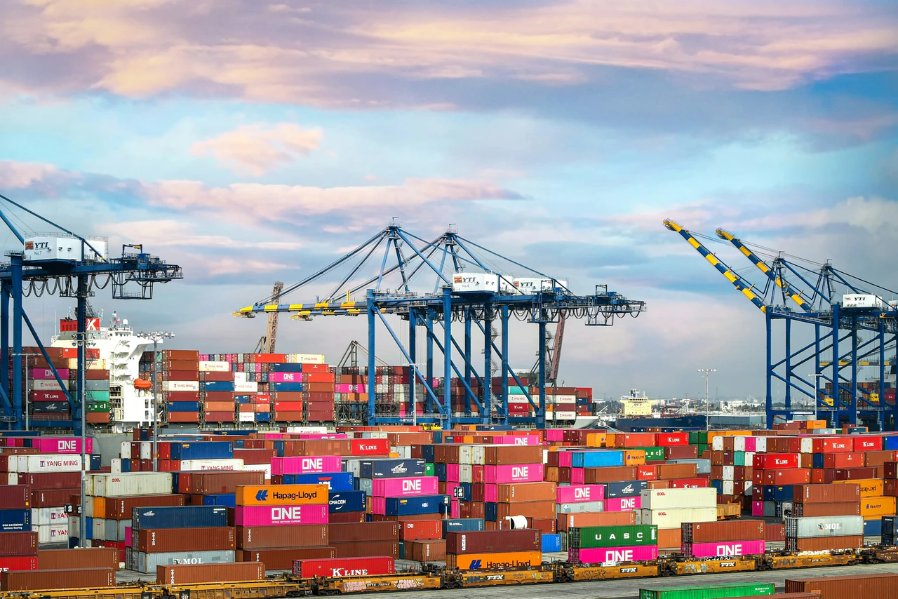 Supplier & Third-Party Standards within the Azari group.